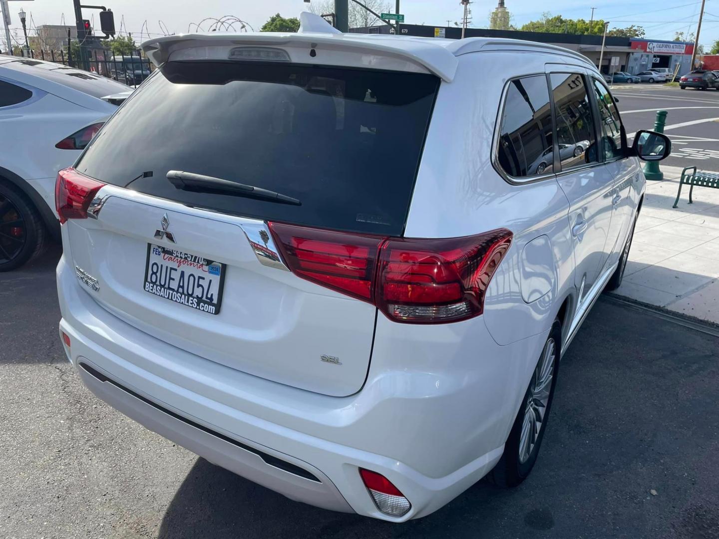 2020 WHITE /BLACK Mitsubishi Outlander PHEV (JA4J24A55LZ) , located at 744 E Miner Ave, Stockton, CA, 95202, (209) 944-5770, 37.956863, -121.282082 - Photo#16